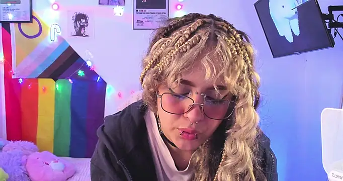 NekoWaifu online show from 29, 11, 2025