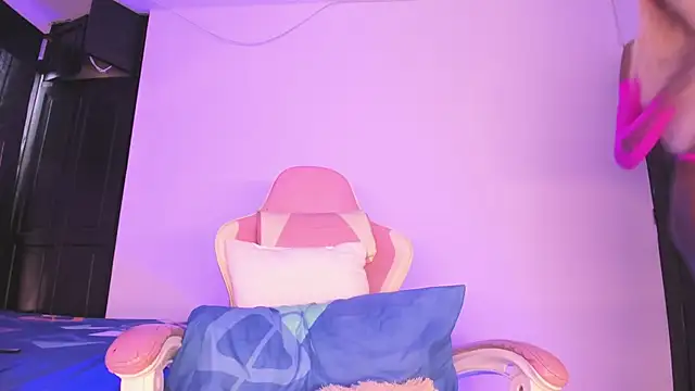 Mara royal online show from 10, 11, 2025