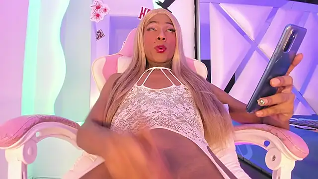 Mara royal online show from 11, 11, 2025