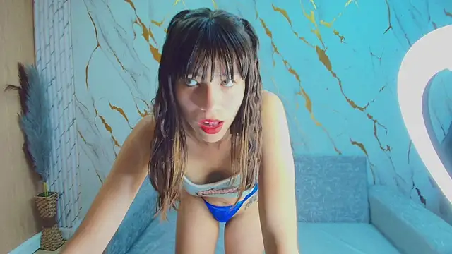 Isabella Blondetf online show from 30, 10, 2025