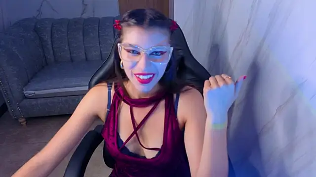 Isabella Blondetf online show from 22, 11, 2025