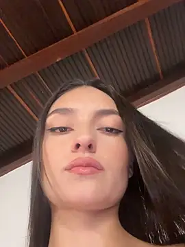 MiaKane99 online show from 2, 11, 2025