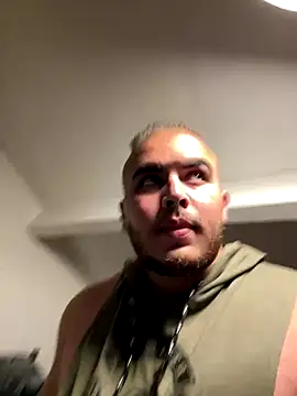 Arnold00007 online show from 15, 9, 2025