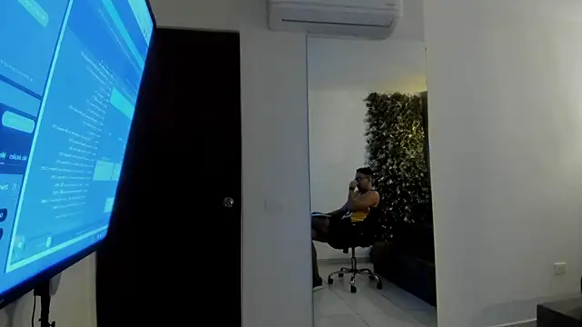 Snapshot of JacobDraven chatting on 21, 11, 2025 JacobDraven online show from 21, 11, 2025