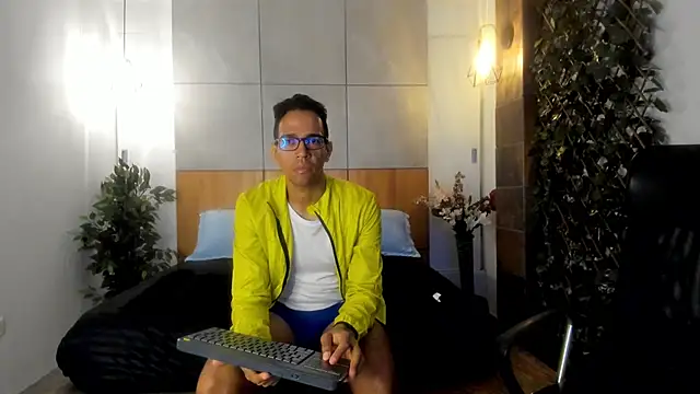 Snapshot of JacobDraven chatting on 13, 11, 2025 JacobDraven online show from 13, 11, 2025