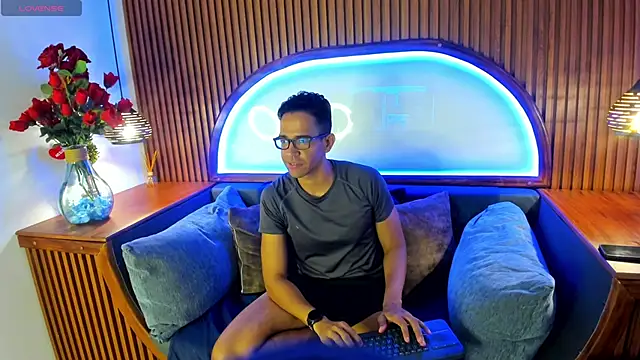 Snapshot of JacobDraven chatting on 12, 11, 2025 JacobDraven online show from 12, 11, 2025