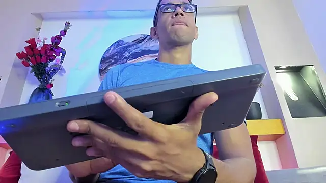 Snapshot of JacobDraven chatting on 4, 10, 2025 JacobDraven online show from 4, 10, 2025