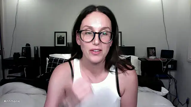 Snapshot of annmarieferrara chatting on 17, 1, 2026 annmarieferrara online show from 17, 1, 2026