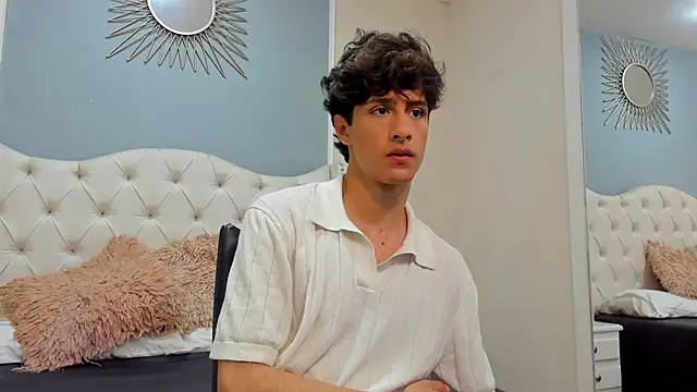 Snapshot of Xam_Collen chatting on 25, 11, 2025 Xam Collen online show from 25, 11, 2025