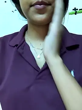 reetika6375 online show from 24, 3, 2026