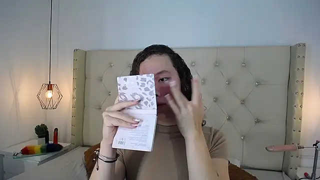 bycandy  online show from 12, 11, 2025