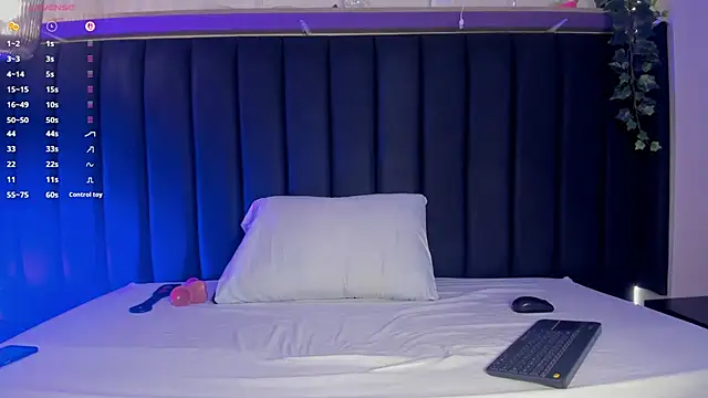 Cristina joy online show from 17, 10, 2025