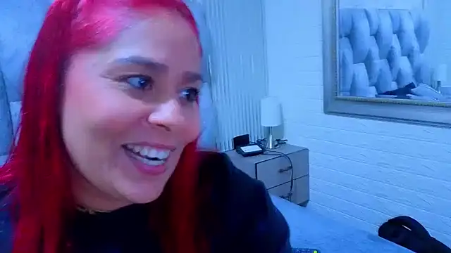 sofiagutierrez   online show from 12, 11, 2025