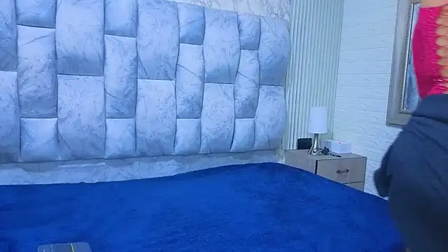 sofiagutierrez   online show from 9, 11, 2025