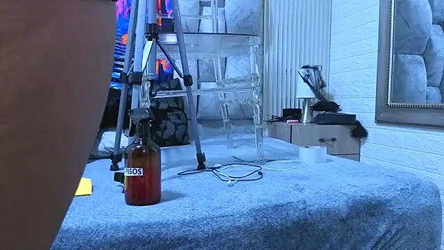 sofiagutierrez   online show from 19, 10, 2025