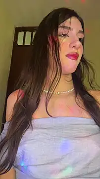 Emily-hottson online show from 16, 2, 2026