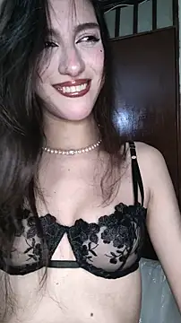 Emily-hottson online show from 19, 12, 2025