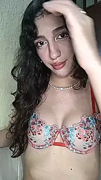 Snapshot of Emily-hottson chatting on 9, 11, 2025 Emily-hottson online show from 9, 11, 2025