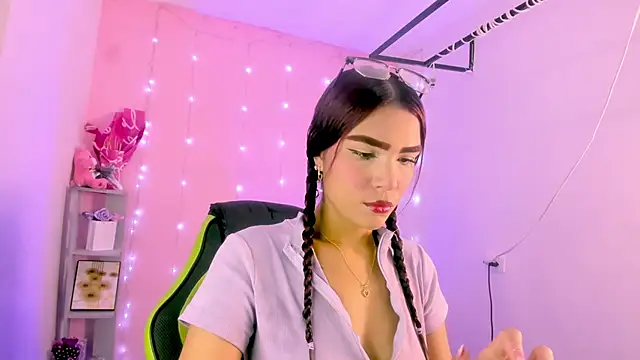 ashlysmith 01 online show from 4, 11, 2025