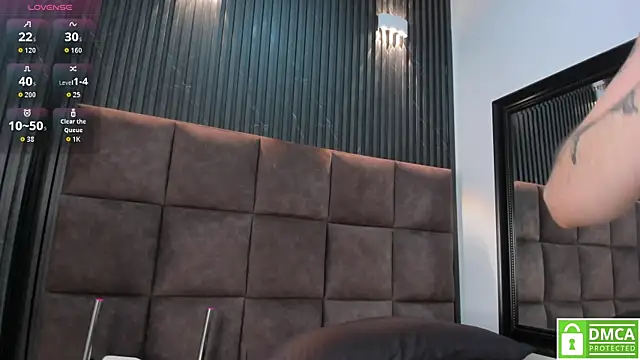 Scarlet  Jones  online show from 24, 4, 2026