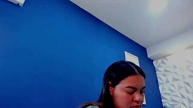 freya cole  online show from 31, 10, 2025