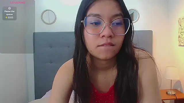 chaneelstark online show from 10, 10, 2025