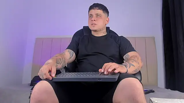 denis munera online show from 17, 2, 2026