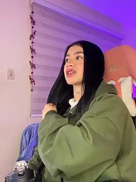 camila1 torres  online show from 27, 11, 2025