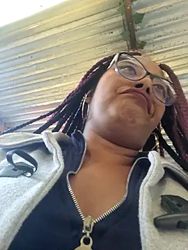 Ebony-Goddess19 online show from 28, 10, 2025