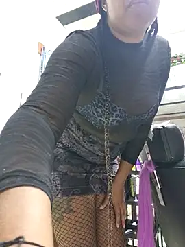 Ebony-Goddess19 online show from 25, 10, 2025