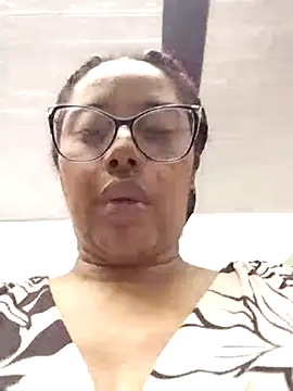 Ebony-Goddess19 online show from 6, 11, 2025