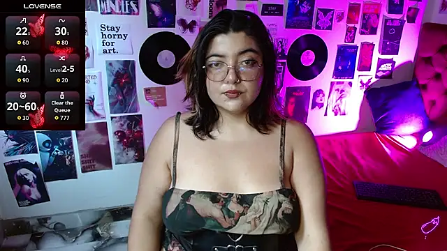 Roxy f w online show from 11, 4, 2026