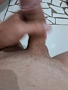 rafaelsouzzaa online show from 21, 3, 2026