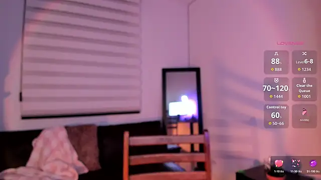 SarahCastillo  online show from 23, 10, 2025