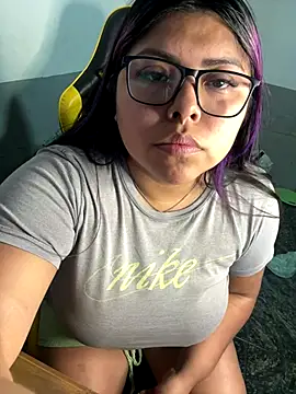 Lunarebelde online show from 17, 12, 2025