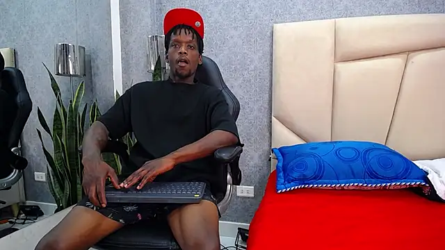 SkylerBigxxx online show from 30, 9, 2025