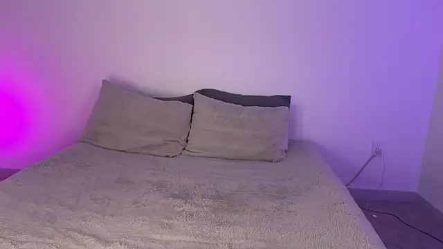 Snapshot of camilaaaxxxx chatting on 27, 9, 2025 camilaaaxxxx online show from 27, 9, 2025