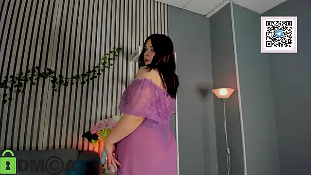 Mia R0ss online show from 2, 12, 2025