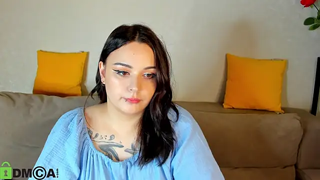 Mia R0ss online show from 19, 9, 2025