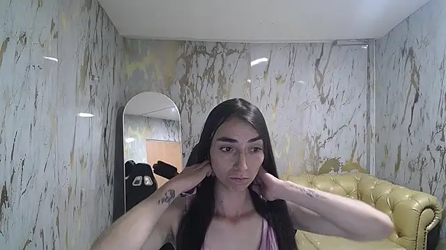 Maily a  online show from 21, 10, 2025