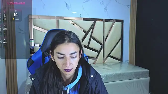 Maily a  online show from 21, 3, 2026