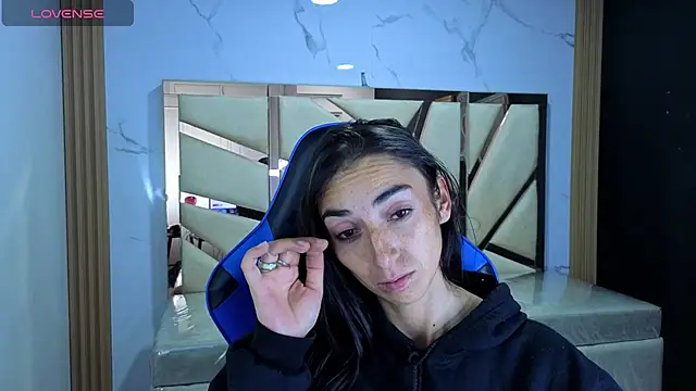 Maily a  online show from 24, 2, 2026