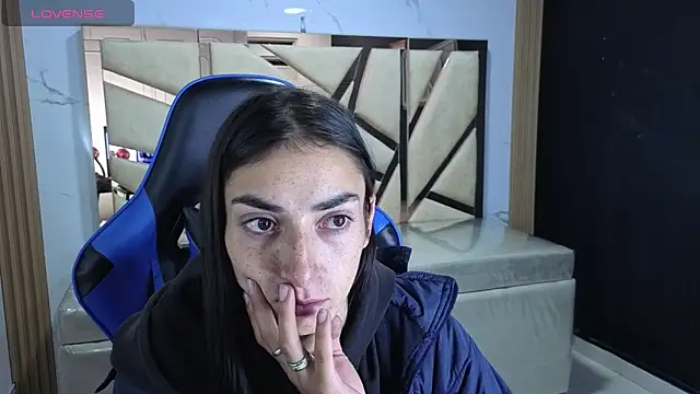 Maily a  online show from 10, 2, 2026