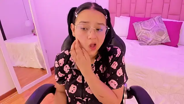 Amy Ferreira online show from 12, 1, 2026