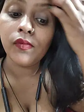 Jasmine Januja online show from 25, 6, 2026