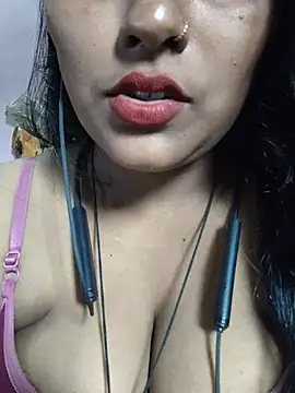 Jasmine Januja online show from 11, 7, 2026
