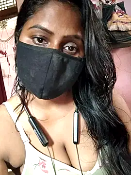 Jasmine Januja online show from 27, 9, 2025