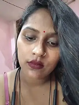 Snapshot of Jasmine_Januja chatting on 5, 6, 2026 Jasmine Januja online show from 5, 6, 2026