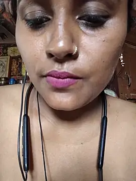 Snapshot of Jasmine_Januja chatting on 18, 5, 2026 Jasmine Januja online show from 18, 5, 2026