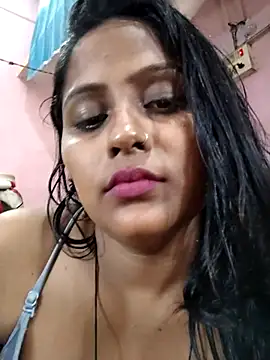 Jasmine Januja online show from 7, 5, 2026